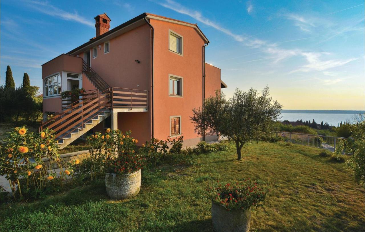 2 Bedroom Amazing Apartment In Portoroz Portorož Exterior foto